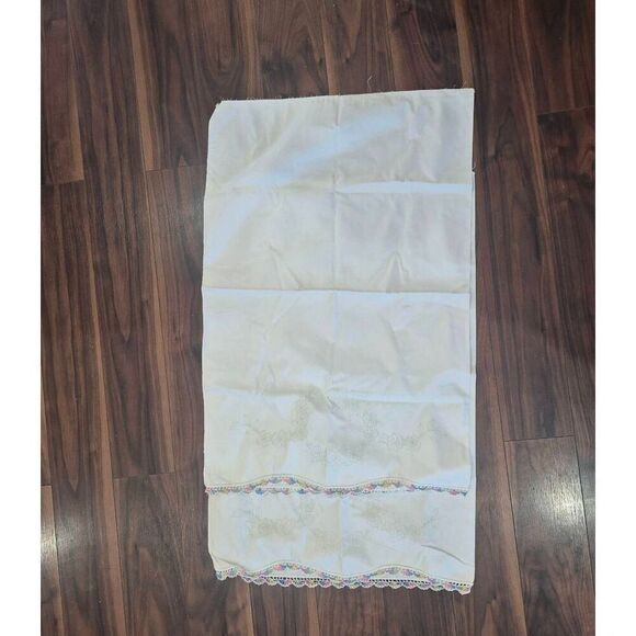 Pillowcases (2) White Cotton, Vintage, Crocheted Edge and Iron on Design that ne - Picture 11 of 11